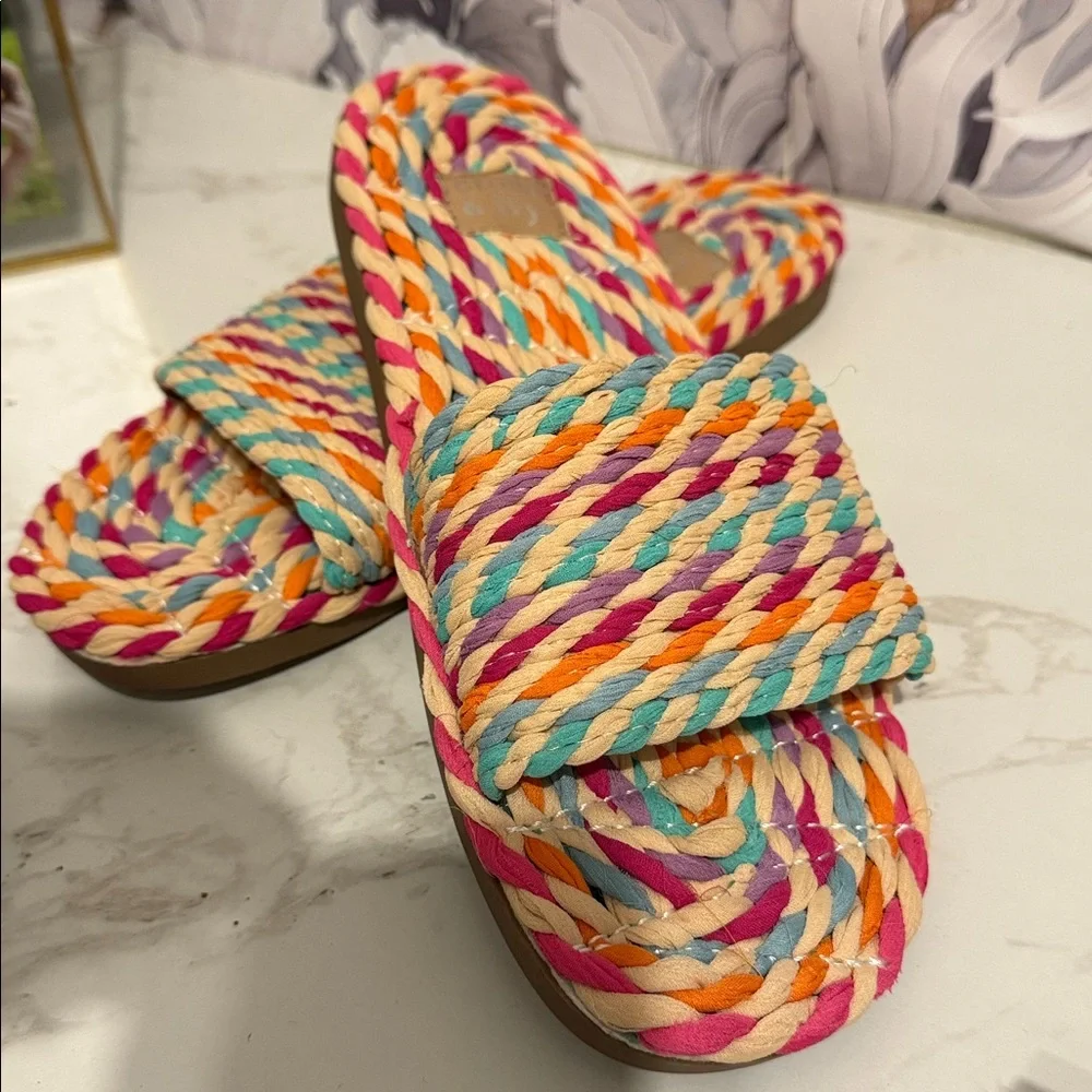Crown & Ivy Multicolor Braided Rope Slide Sandals‎ – Casual Summer Flats 7.5